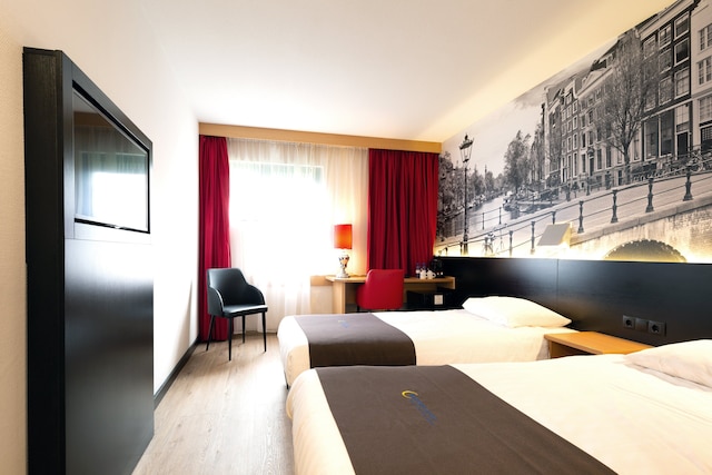 バスティオン ホテル アムステルダム ザイドウェスト