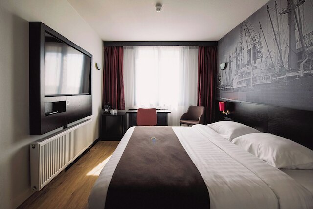 バスティオン ホテル ロッテルダム ゾイト