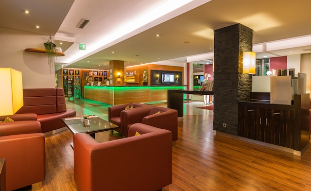 ノヴィーナ ホテル スートヴェストパーク ニュルンベルク