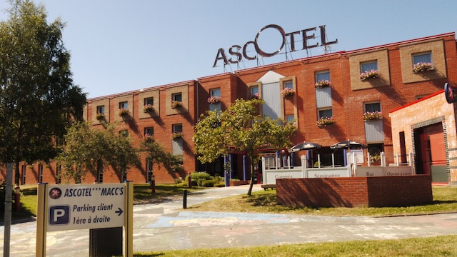 ザ オリジナルズ シティ コンプレックス アスコテル リール メトロポール