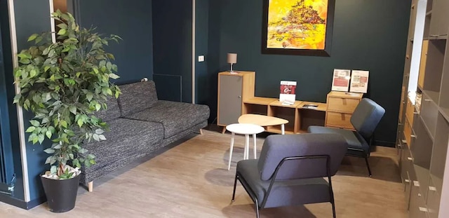 ザ オリジナルズ シティ コンプレックス アスコテル リール メトロポール