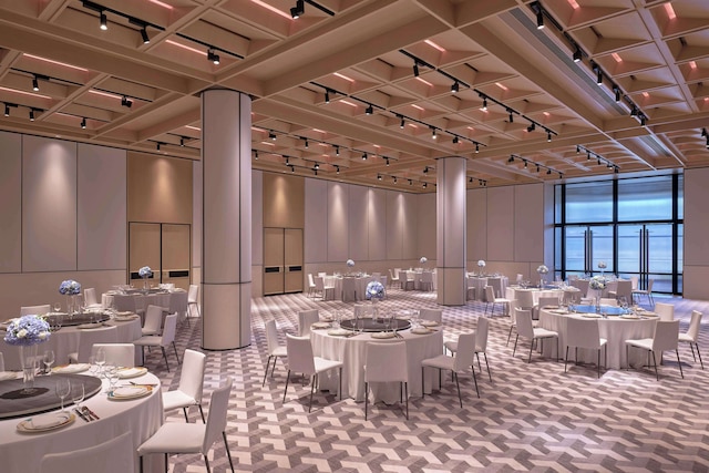 ハイアット セントリック ジョンシャン パーク 上海 (上海中山公园凱悦尚萃酒店)