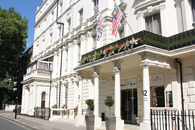 グランド プラザ サービスド アパートメンツ