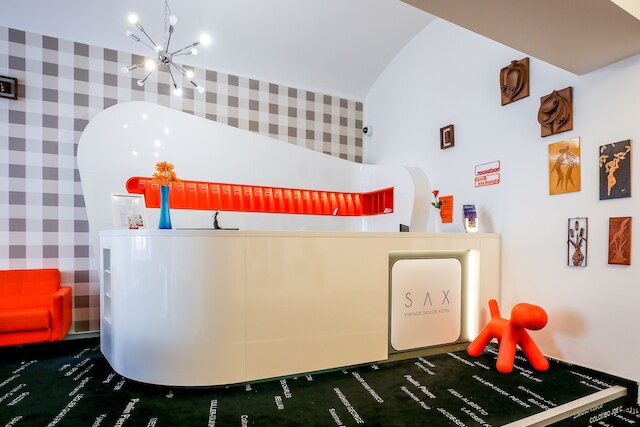 LH ヴィンテージ デザイン ホテル サックス