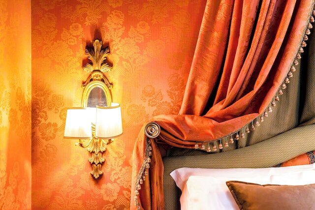 ホテル アル ポンテ デイ ソスピーリ