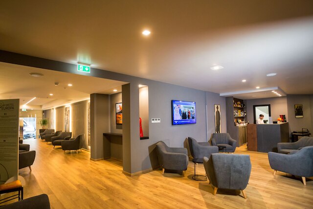 ホテル ヨーロッパ アート カゼルタ