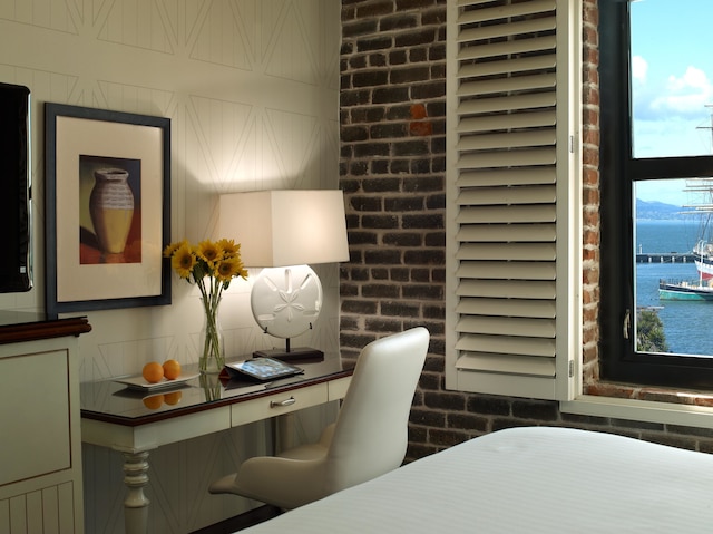 アルゴノウト ホテル