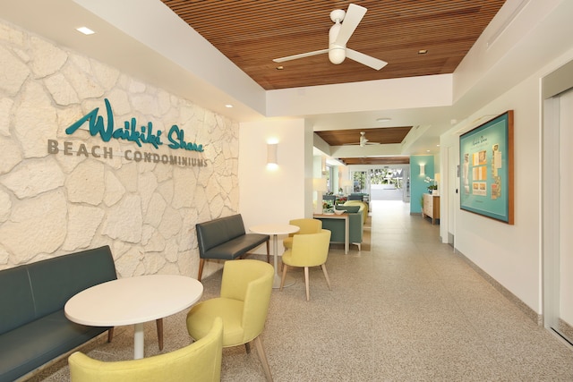 ワイキキ・ショア by アウトリガー