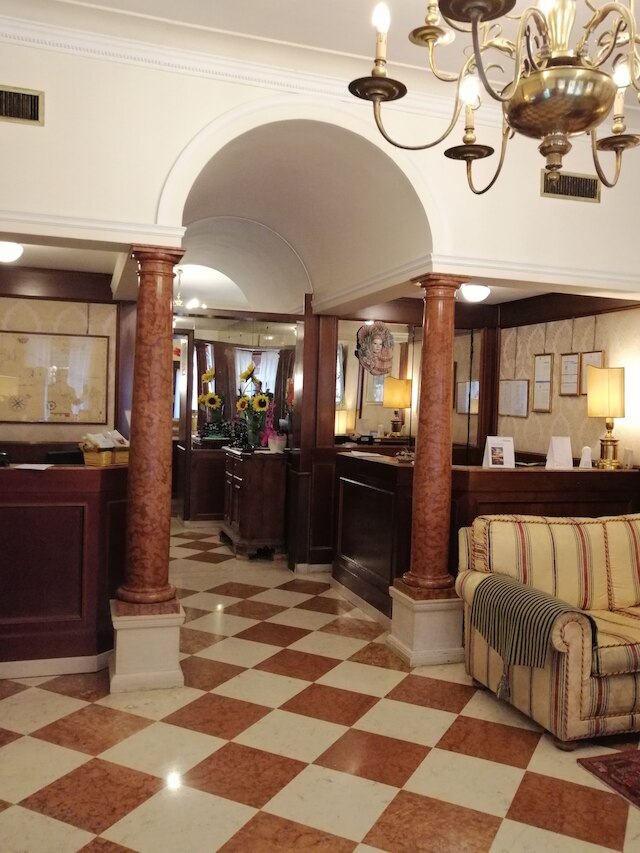 ホテル ファリエール