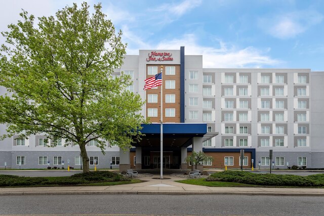 ハンプトン  イン & スイーツ ニューアーク エアポート エリザベス