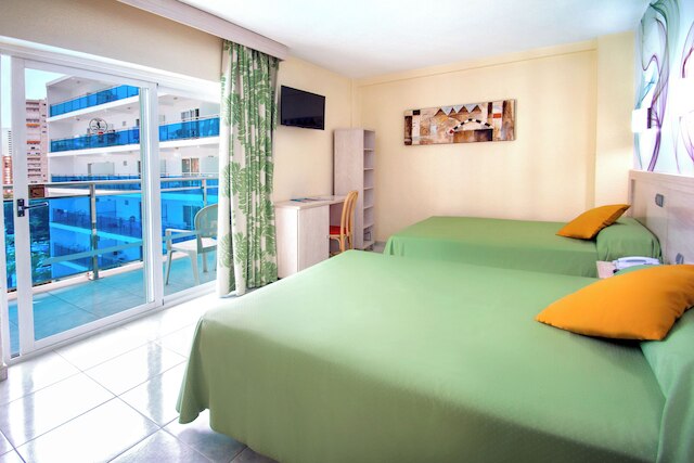 ホテル セルビグループ カリプソ