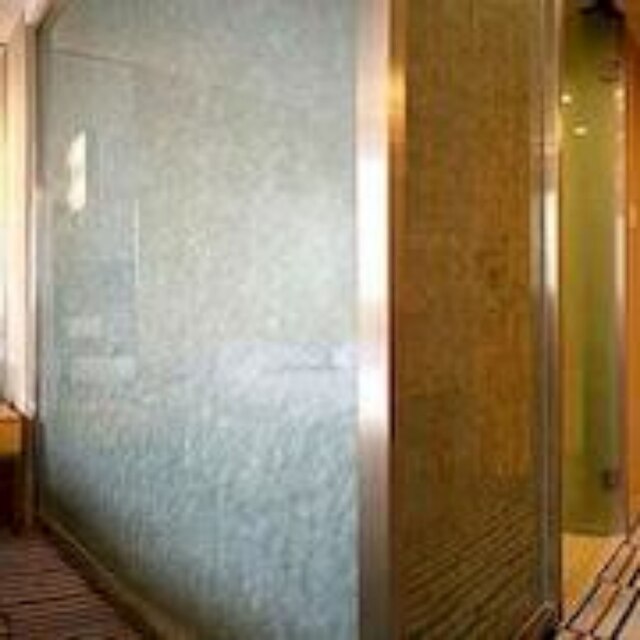 ジン ジャン深圳ホテル (錦江深圳大廈)