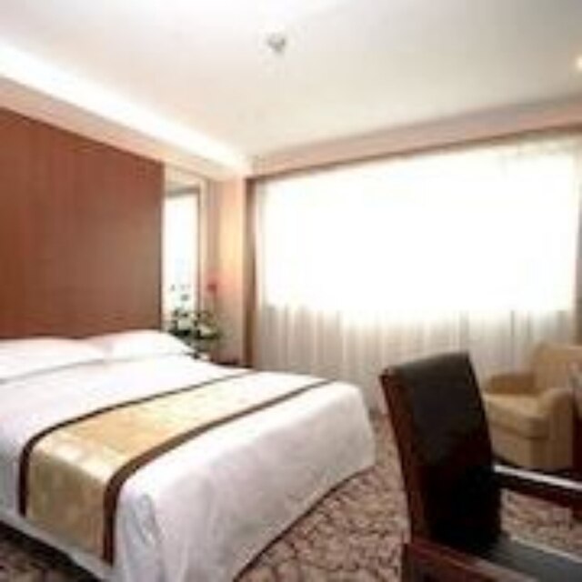 ジン ジャン深圳ホテル (錦江深圳大廈)