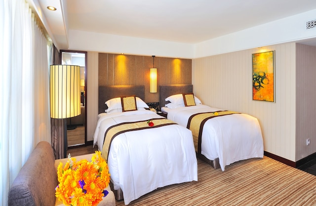 ホテル ビバリー プラザ (富豪酒店)