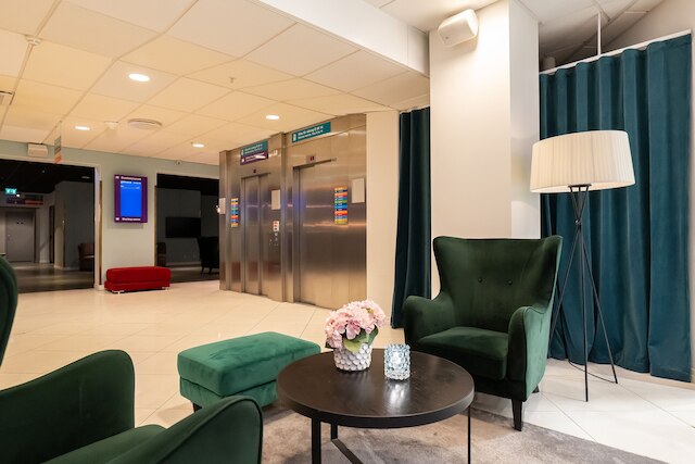 ベストウェスタン プラス パーク シティ ソルナ