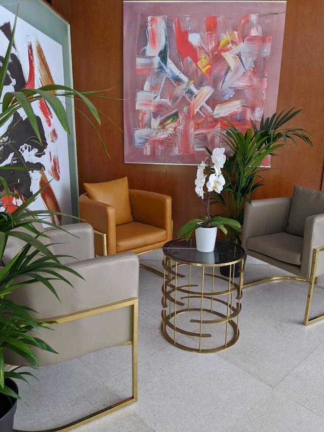 ゴールドスター アパートメンツ ニース