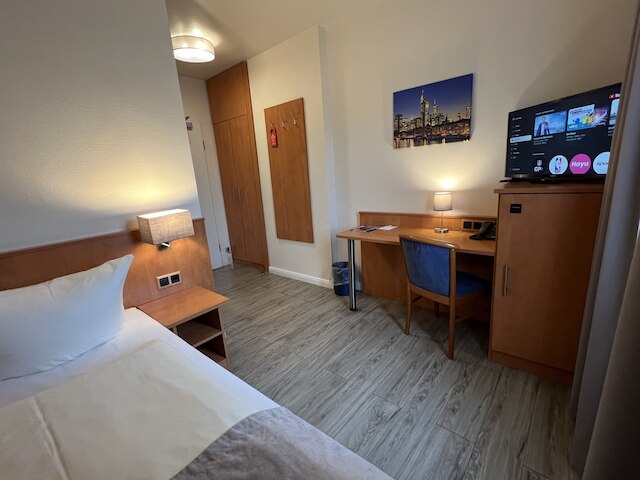 ホテル ニエデルラデール ホフ