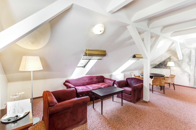 マーブル レジデンス ホテル