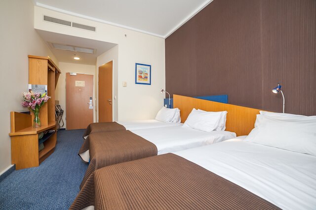 ベストウェスタン エフェクト エクスプレス クラクフ