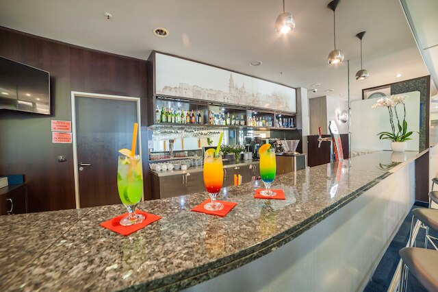 ベストウェスタン エフェクト エクスプレス クラクフ