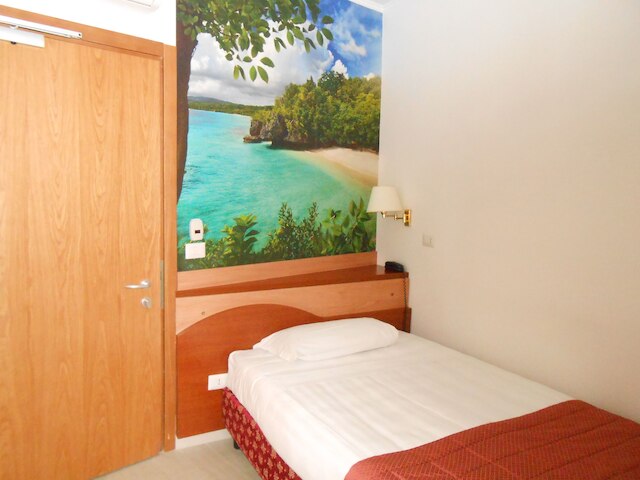 ホテルリビエラ フィウミチーノ