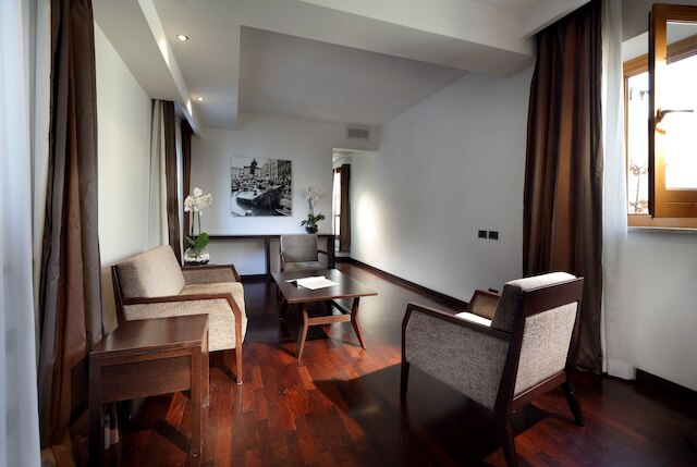 エクセ インターナショナル パレス