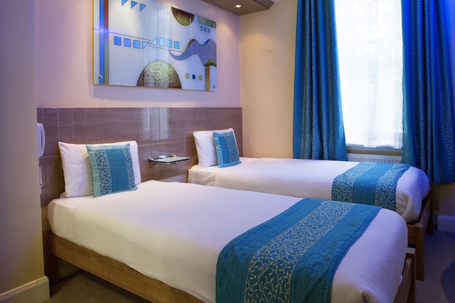 ウエストポイント ホテル