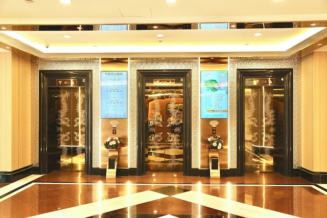 リビエラ ホテル マカオ (澳門濠璟酒店)