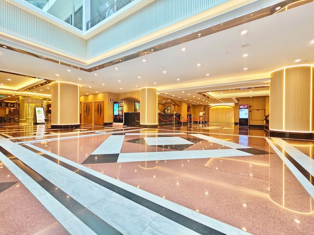 リビエラ ホテル マカオ (澳門濠璟酒店)