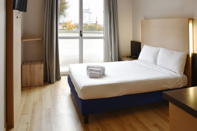 B&B ホテル ミラノ コローニョ スタジオズ