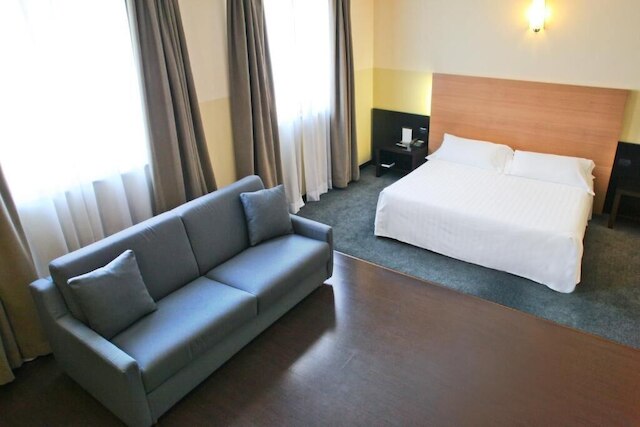 B&B ホテル ミラノ コローニョ スタジオズ