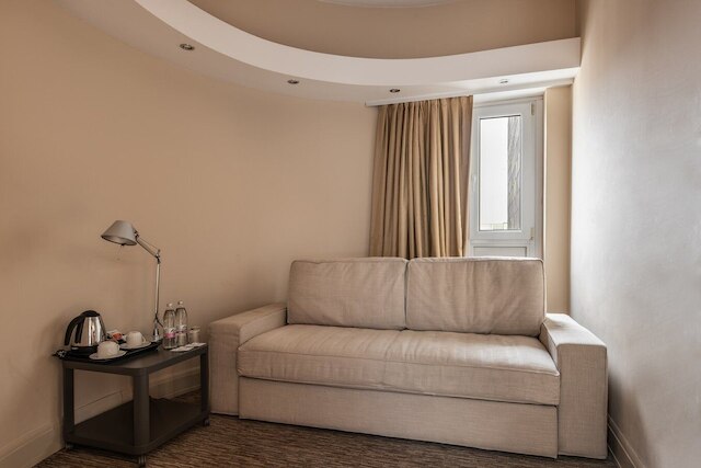 ユーロスターズ ウホテル