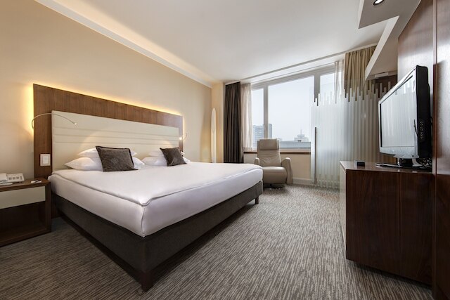 ユーロスターズ ウホテル