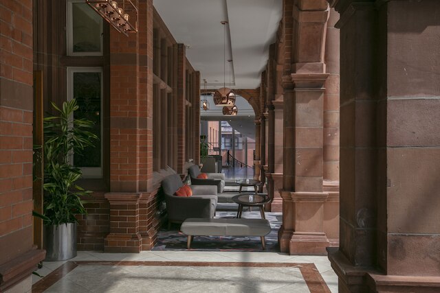 ザ クラウン ロンドン