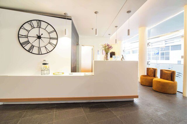 アゾリアニ ブティック, アン アセンド コレクション ホテル