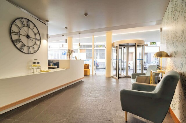 アゾリアニ ブティック, アン アセンド コレクション ホテル