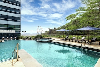 ルメリディアン香港 サイバーポート (香港數碼港艾美酒店)