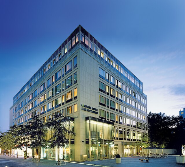 リンドナー ホテル ベルリン クーダム パート オブ JDV バイ ハイアット