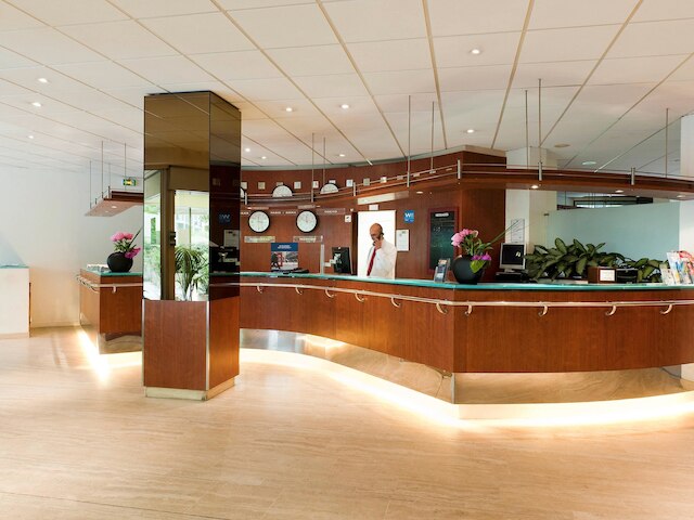 アパートホテル アダージョ パリ XV