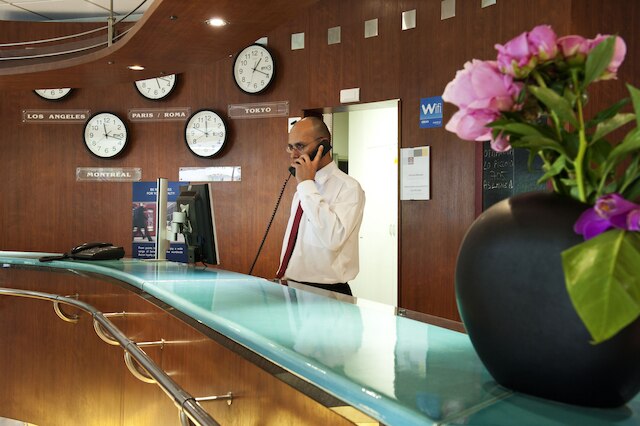 アパートホテル アダージョ パリ XV