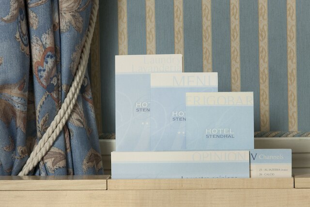 ホテル スタンダール