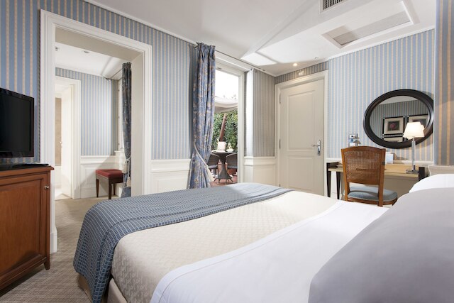 ホテル スタンダール