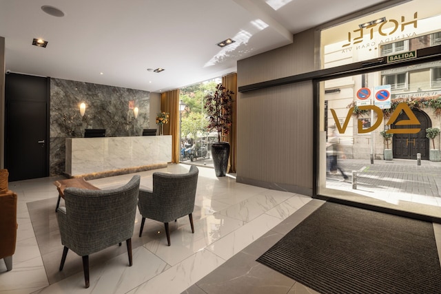 ホテル アベニーダ グラン ヴィア