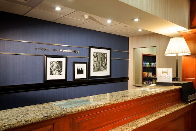 ハンプトン イン ウッドブリッジ