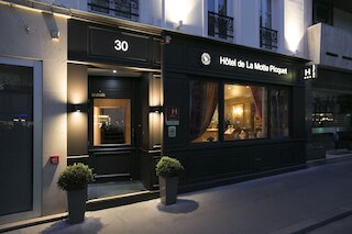 ホテル ドゥ ラ モット ピケ