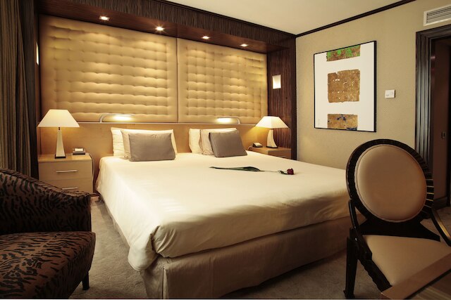 NH コレクション プラーグ カルロ IV