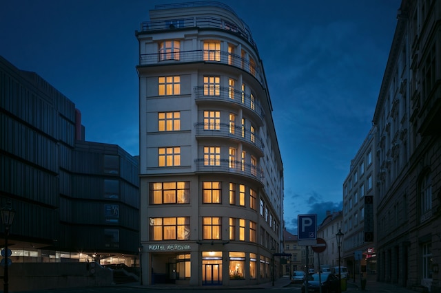 ホテル アストリア