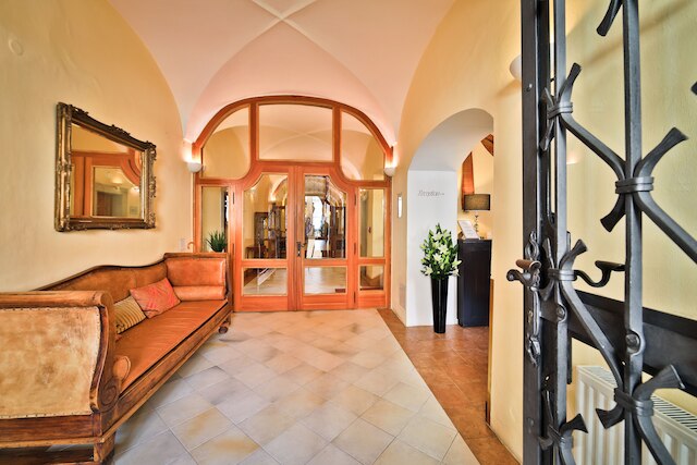 ホテル ケエステンベルグ