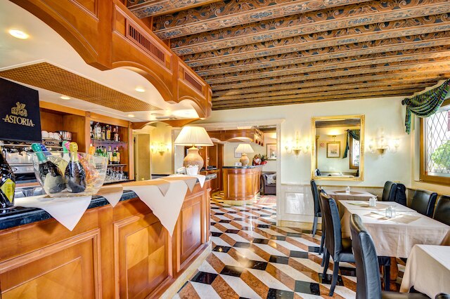 ホテル アンティーケ フィギューレ