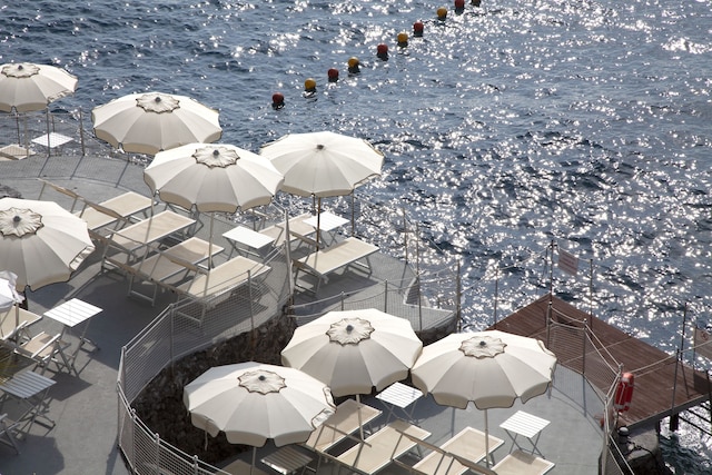 ラベロ アート ホテル マルモラータ